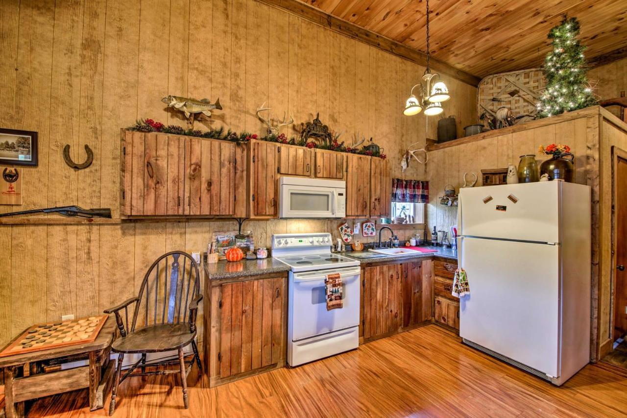 The Bovard Lodge Rustic Cabin Near Ohio River! Florence Eksteriør billede